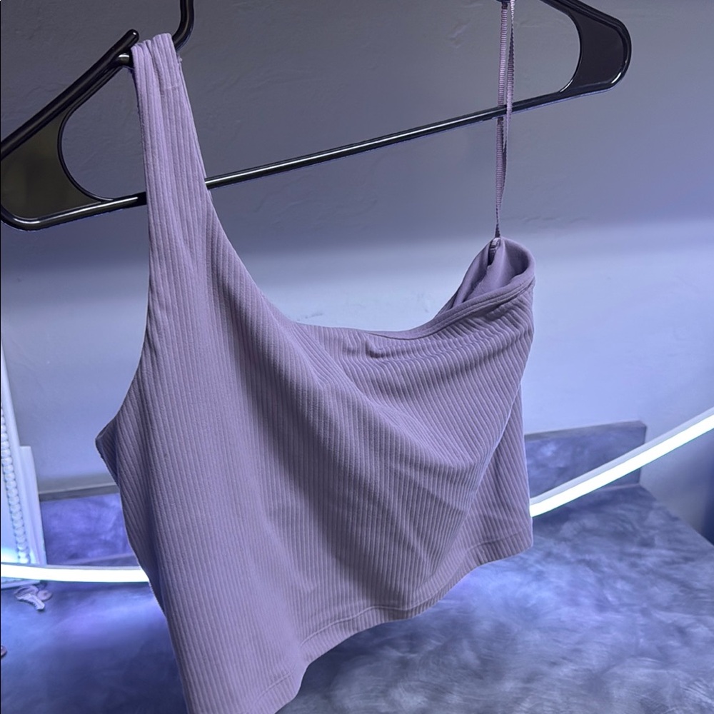 lululemon athletica Lavender Crop Top